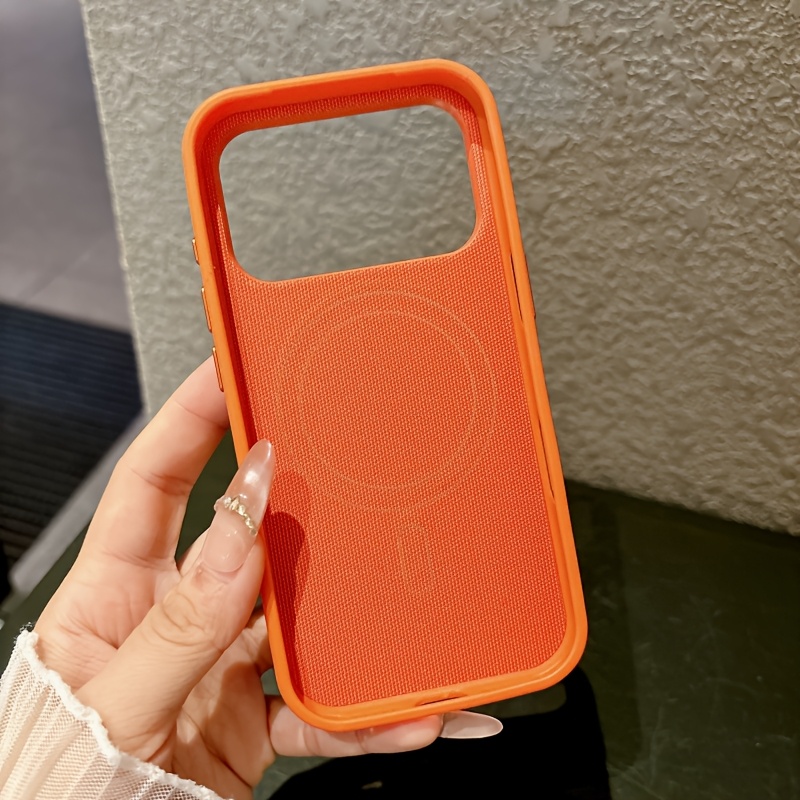 iPhone 18、17、16、15、14、13、12 Pr - Liquid Silicone Magnetic Phone Case のレビューと価格